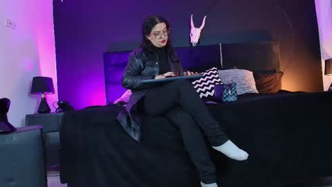 Miss Jade online show from September 16, 11:55 am