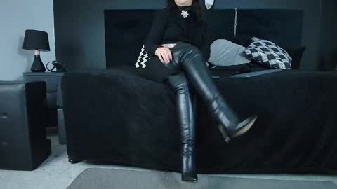 Miss Jade online show from October 20, 11:43 am