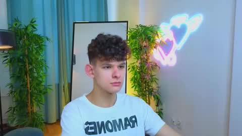 James online show from February 24, 11:30 am