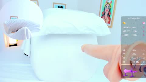 Snapshot of _jasminnee_ chatting on November 6, 2:07 pm _jasminnee_ online show from November 6, 2:07 pm