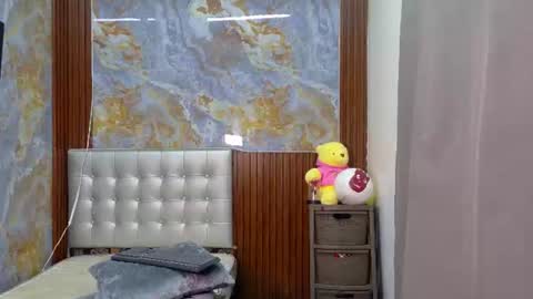 Snapshot of _jessi69_ chatting on June 24, 10:42 pm Jesica online show from June 24, 10:42 pm