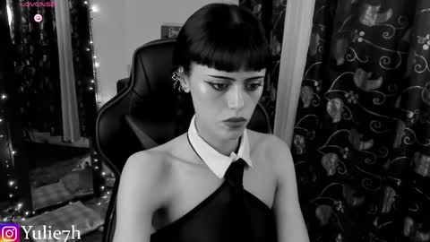  ...  online show from June 5, 11:21 pm