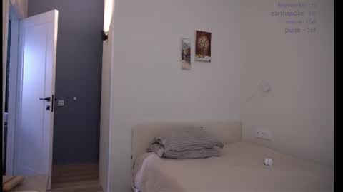Snapshot of _jikey_ chatting on July 8, 2:43 pm Jaki online show from July 8, 2:43 pm