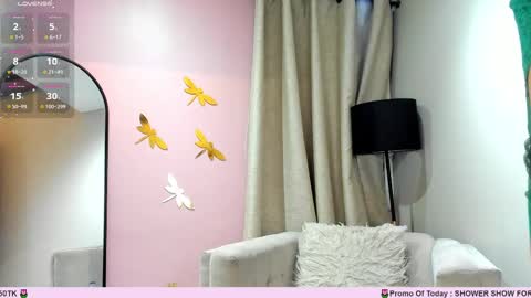 Snapshot of _jireh33_ chatting on March 12, 11:44 pm online show from March 12, 11:44 pm