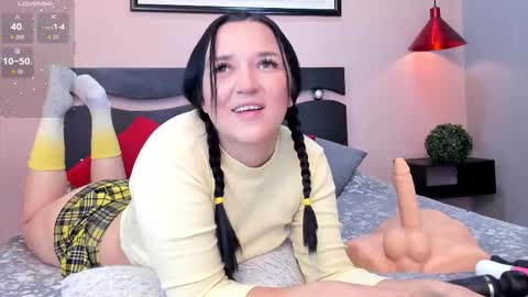 Snapshot of _jireh33_ chatting on October 23, 2:27 pm online show from October 23, 2:27 pm