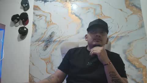 Snapshot of _jordanxxiii chatting on April 12, 5:34 am jordan online show from April 12, 5:34 am