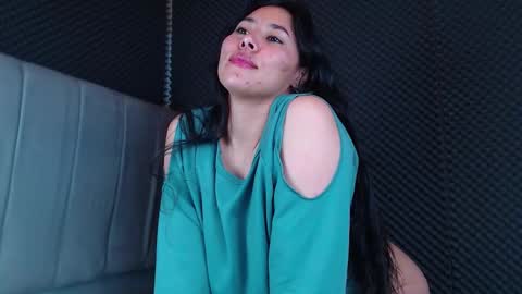 Snapshot of _joy_iva chatting on November 30, 9:08 pm joy online show from November 30, 9:08 pm