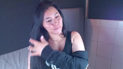 Snapshot of _joy_iva chatting on December 18, 2:06 am joy online show from December 18, 2:06 am