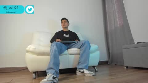 Snapshot of _juanes__ chatting on December 30, 3:02 pm _juanes__ online show from December 30, 3:02 pm