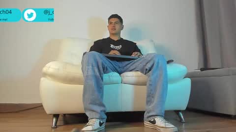 Snapshot of _juanes__ chatting on January 9, 11:56 pm _juanes__ online show from January 9, 11:56 pm