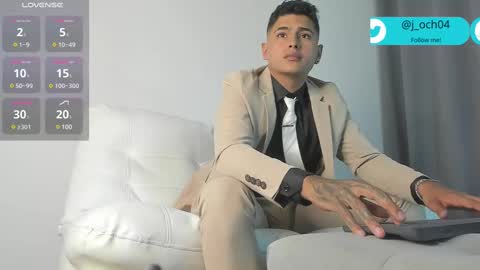 Snapshot of _juanes__ chatting on March 12, 11:54 pm _juanes__ online show from March 12, 11:54 pm
