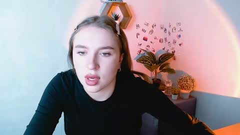 Jolia online show from September 18, 12:29 pm