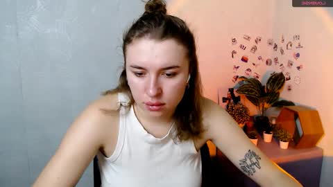 Jolia online show from November 24, 5:18 am