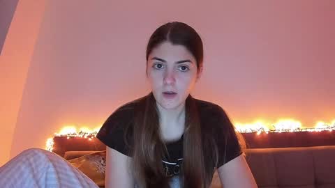 _just_a_simple_girl online show from January 4, 10:05 am