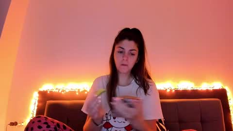 _just_a_simple_girl online show from January 22, 9:02 am