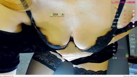 _justcallme_ online show from May 12, 8:50 pm