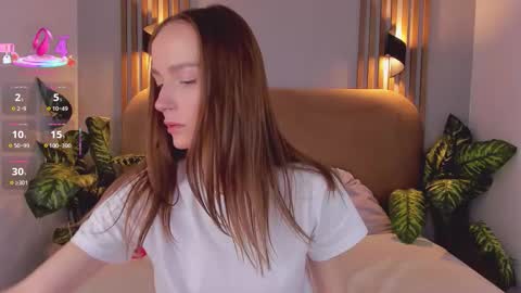 Snapshot of _k2__ chatting on November 17, 7:03 am Kira online show from November 17, 7:03 am