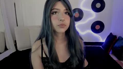 _karine01 online show from March 13, 10:33 am