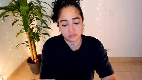 Snapshot of _kat_1 chatting on February 19, 2:35 pm online show from February 19, 2:35 pm