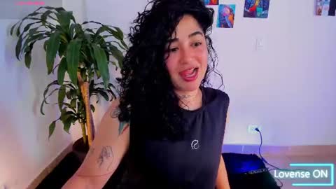 Snapshot of _kat_1 chatting on June 13, 12:03 pm online show from June 13, 12:03 pm
