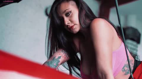 kelly online show from February 21, 4:16 pm