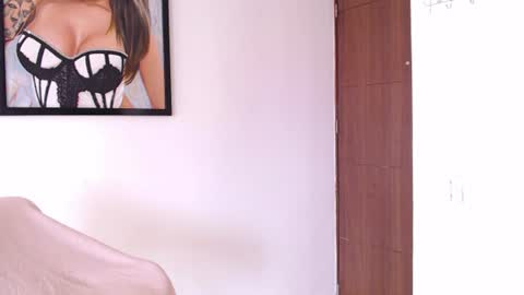  Dani  online show from June 26, 5:28 pm
