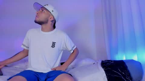    online show from October 12, 10:47 am