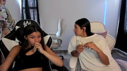 Snapshot of _khloe_sweet chatting on February 24, 6:47 pm khloe sweet online show from February 24, 6:47 pm