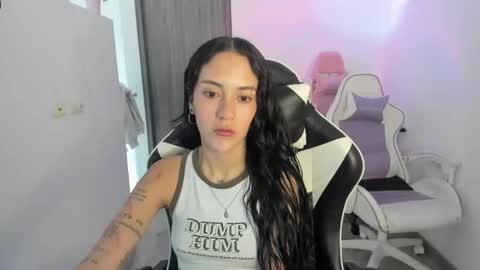 Snapshot of _khloe_sweet chatting on October 24, 4:47 pm khloe sweet online show from October 24, 4:47 pm