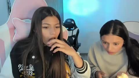 Snapshot of _khloe_sweet chatting on November 24, 8:08 pm khloe sweet online show from November 24, 8:08 pm