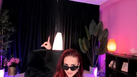 Snapshot of _kim_possible_ chatting on September 17, 2:08 pm Kim online show from September 17, 2:08 pm