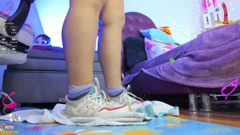 Snapshot of _kimi22 chatting on January 14, 12:11 am Kimi online show from January 14, 12:11 am