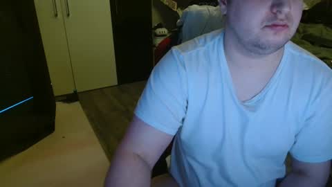 Snapshot of _kitsu_ chatting on March 8, 5:28 pm _kitsu_ online show from March 8, 5:28 pm