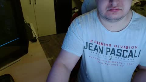 Snapshot of _kitsu_ chatting on March 22, 2:20 pm _kitsu_ online show from March 22, 2:20 pm