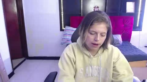_kitten_1 online show from April 30, 1:06 pm
