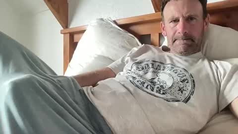 Kiwi online show from October 27, 9:30 pm