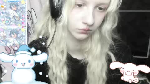 Snapshot of _kuroneeko_ chatting on February 15, 6:23 pm kuro online show from February 15, 6:23 pm