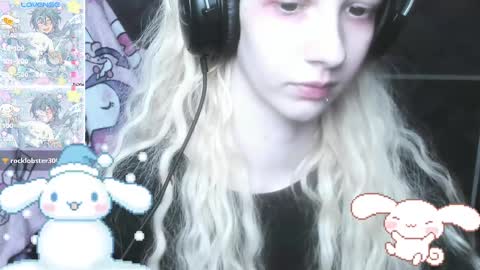 Snapshot of _kuroneeko_ chatting on March 1, 8:10 pm kuro online show from March 1, 8:10 pm