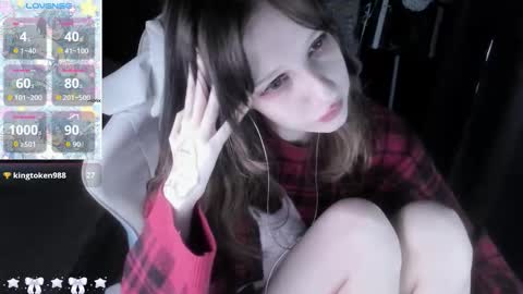 Snapshot of _kuroneeko_ chatting on November 25, 7:41 am kuro online show from November 25, 7:41 am