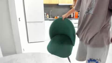 Snapshot of _kurt chatting on October 15, 2:55 am Kurt online show from October 15, 2:55 am