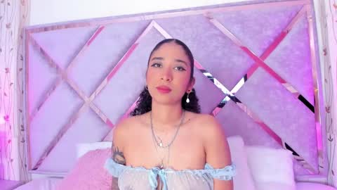Snapshot of _lanna_jhonson_ chatting on February 14, 12:25 pm Lanna online show from February 14, 12:25 pm