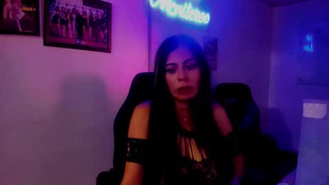 Snapshot of _lara1 chatting on February 20, 8:53 pm paulina online show from February 20, 8:53 pm