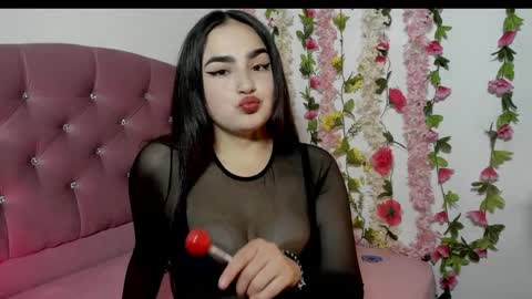 lauren online show from April 1, 6:27 pm