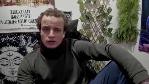 Layne online show from March 3, 3:53 pm