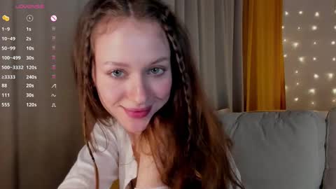 Snapshot of _leksi_ chatting on February 11, 11:33 pm leksi online show from February 11, 11:33 pm