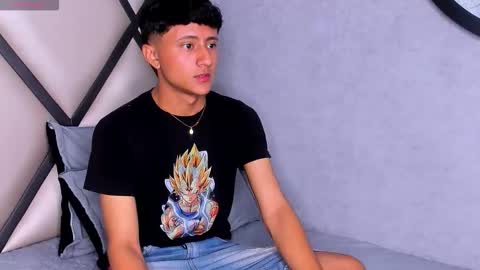 Snapshot of _leohot_ chatting on September 21, 4:03 am _leohot_ online show from September 21, 4:03 am