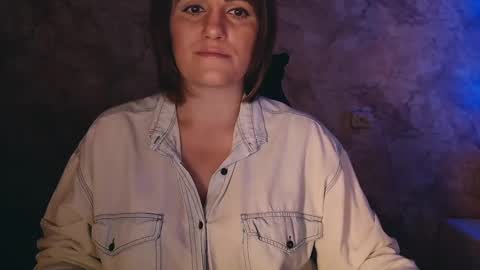 Snapshot of _letty_ chatting on January 26, 9:51 pm Letty online show from January 26, 9:51 pm