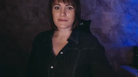 Snapshot of _letty_ chatting on January 29, 12:43 am Letty online show from January 29, 12:43 am