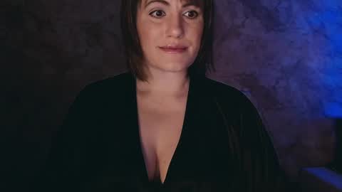 Snapshot of _letty_ chatting on February 6, 9:38 pm Letty online show from February 6, 9:38 pm