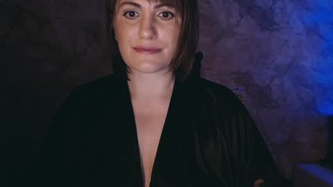 Snapshot of _letty_ chatting on February 7, 12:42 am Letty online show from February 7, 12:42 am